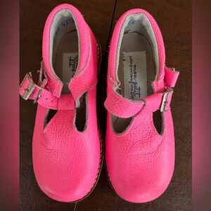 Mon Petit Mary Jane Hot Pink Kids Dress Shoes Size 8